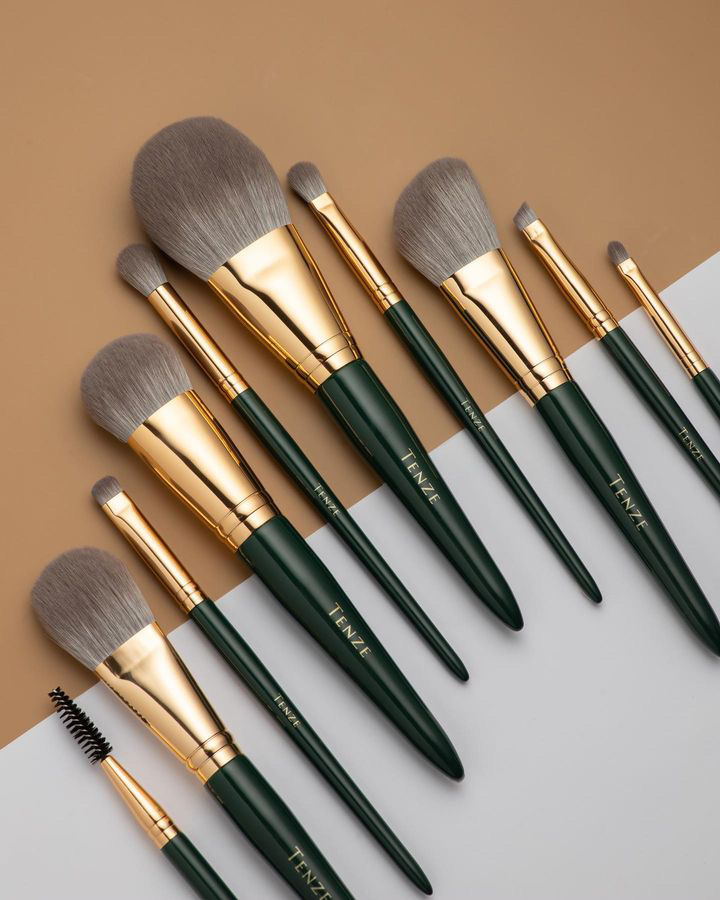 Набір Emerald Collection “Basic+” на 10 пензлів з чохлом
