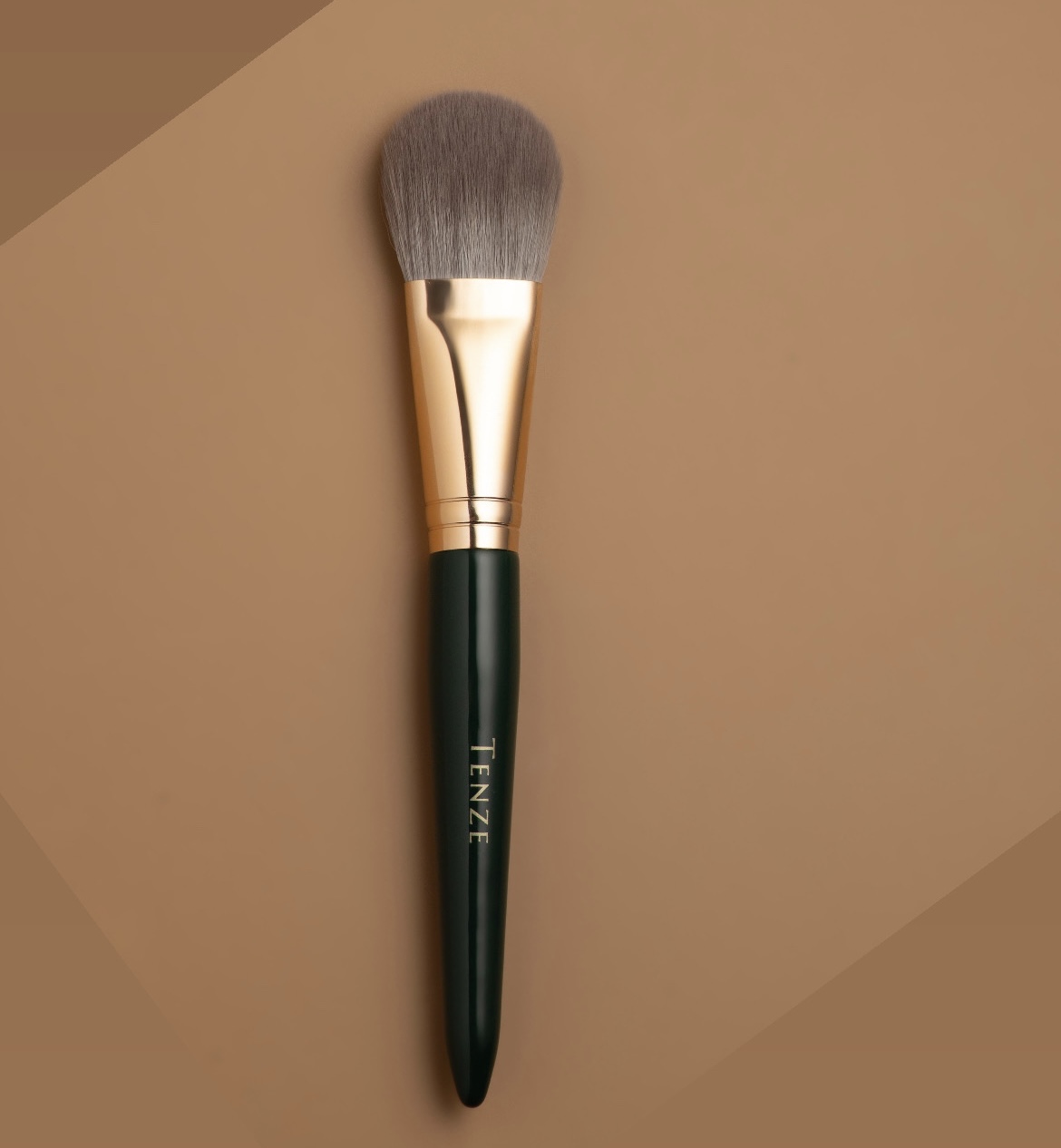 Emerald Collection Face Shaping Brush