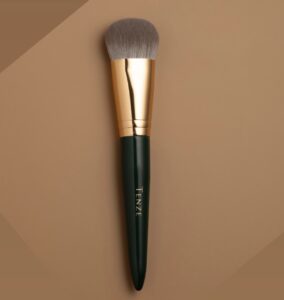 Emerald Collection Foundation Brush Акція