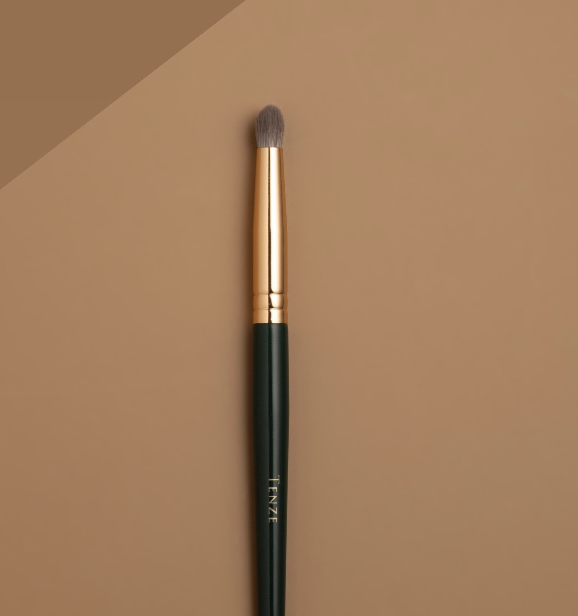 Emerald Collection Small Blending Brush
