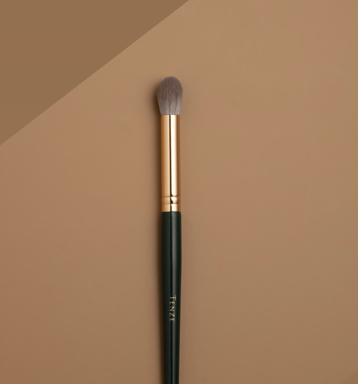Emerald Collection Big Blending Brush